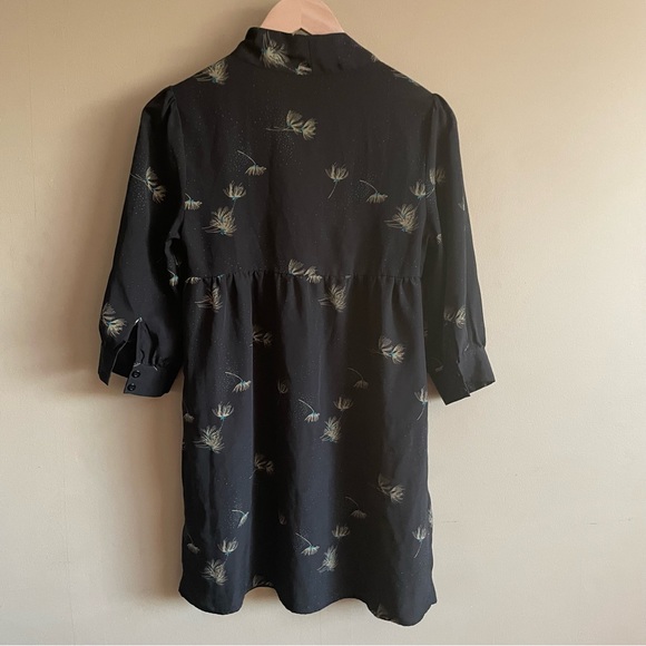 ANTHROPOLOGIE Pins and Needles - Picture 3 of 7